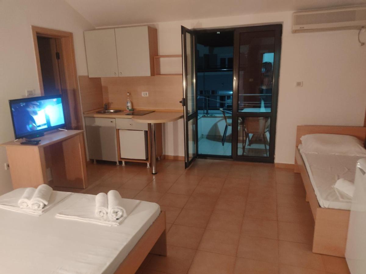 Apartments Mare Budva Exterior foto